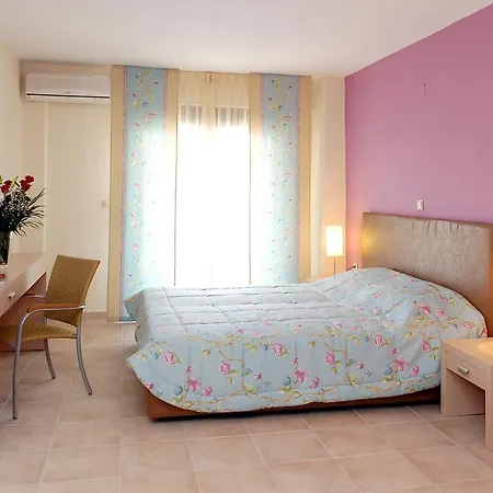 Ammos Hotel Polychrono